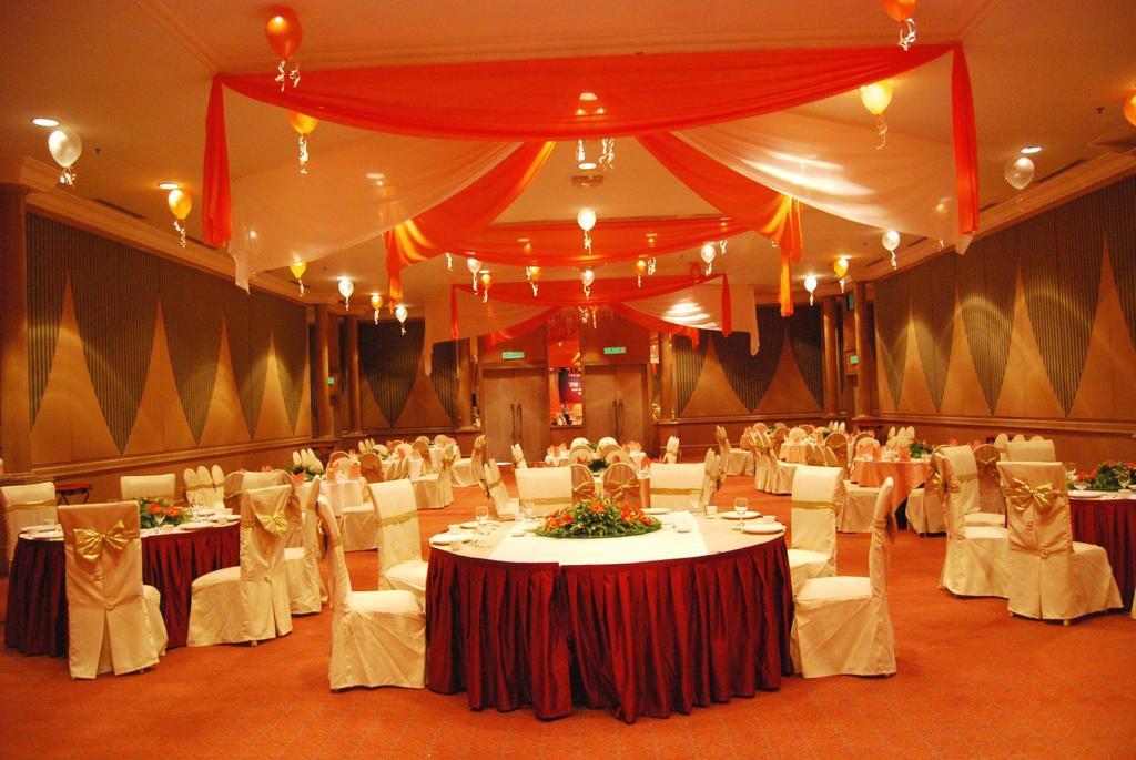 Kuala Lumpur International Hotel Экстерьер фото